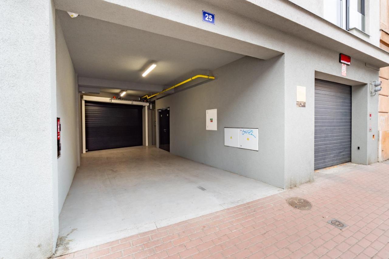 Brand New Studio Apartment # 42 In Brand New Building With Free Parking In The Center - Prague, Prague